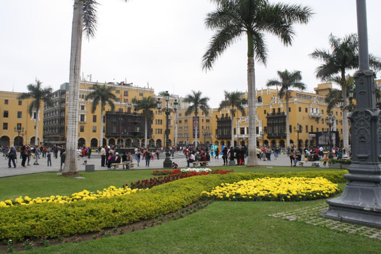 Main Square Lägenhet Lima Exteriör bild
