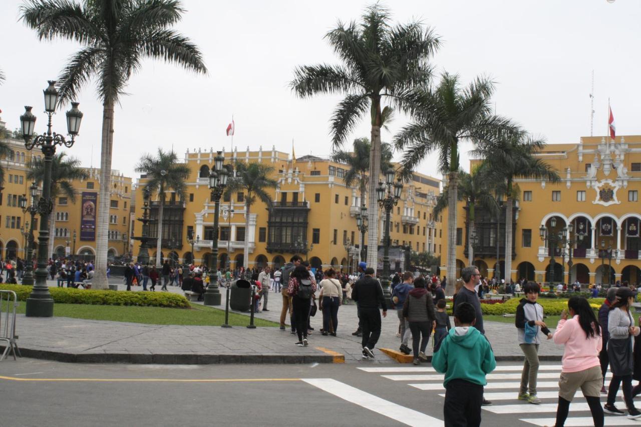 Main Square Lägenhet Lima Exteriör bild